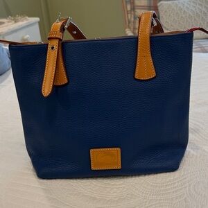 Dooney & Bourke Blue Purse with Tan Details